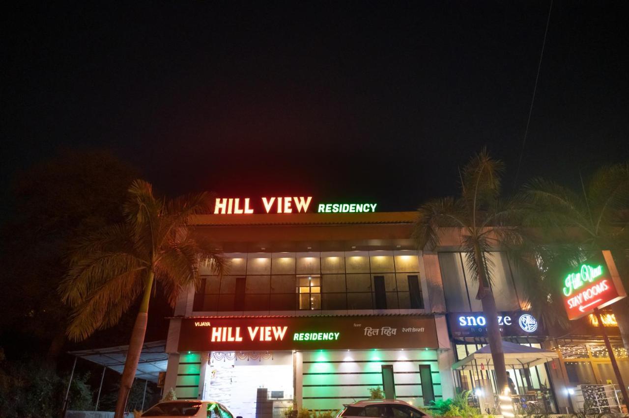 Hotel Vijaya Hill View Residency à Navi Mumbai Extérieur photo